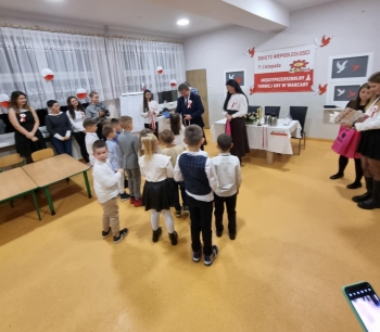 58c8ce94-e162-4529-85dc-0122e9c0154d