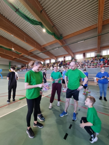 fa0fa692-ea3a-42b8-8d34-f5ac218a43bc