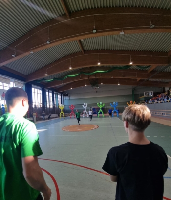 1b039fd8-a026-453d-a870-e76fc69fc3c2