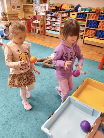 9e908ff0-9e09-4bdd-8996-e4b528b12fea