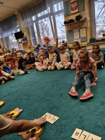 00ed7a4b-183e-4a6a-a703-296ba4873ef7