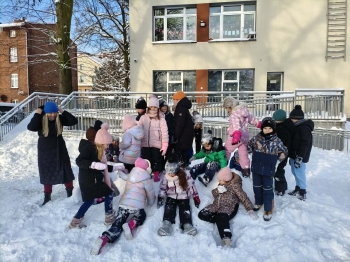 54d6c981-ea4a-41e1-a399-639df58bd71e