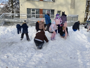 558dbe7d-b0bf-43e7-980e-41a00d1faab0