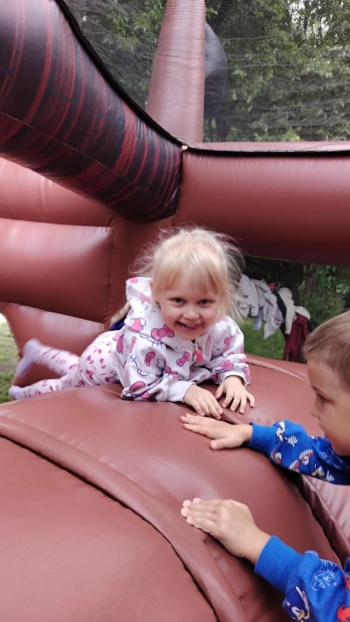 1379b05f-d446-4467-84f4-fd5a697e2981.jpeg