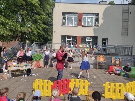 Dzień Dziecka. Akademia Pana Kleksa przedstawienie z udziałem Rodziców.