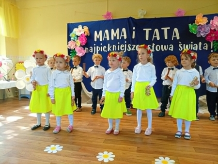 ŚWIĘTO MAMY I TATY